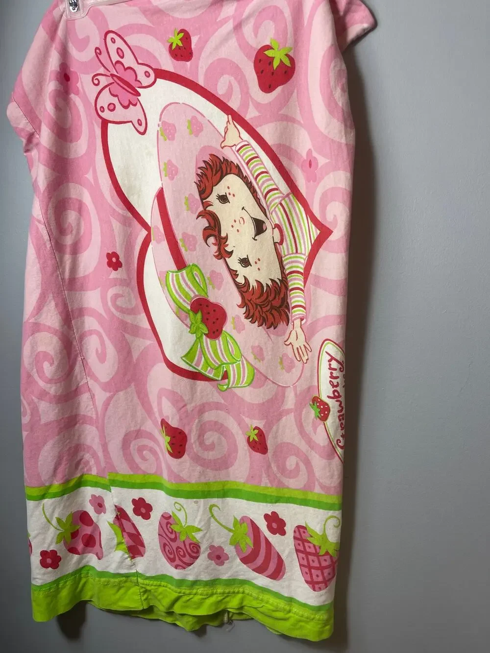 Vintage 2003 Strawberry Shortcake Pillowcase Standard Size Y2K Franco Bedding